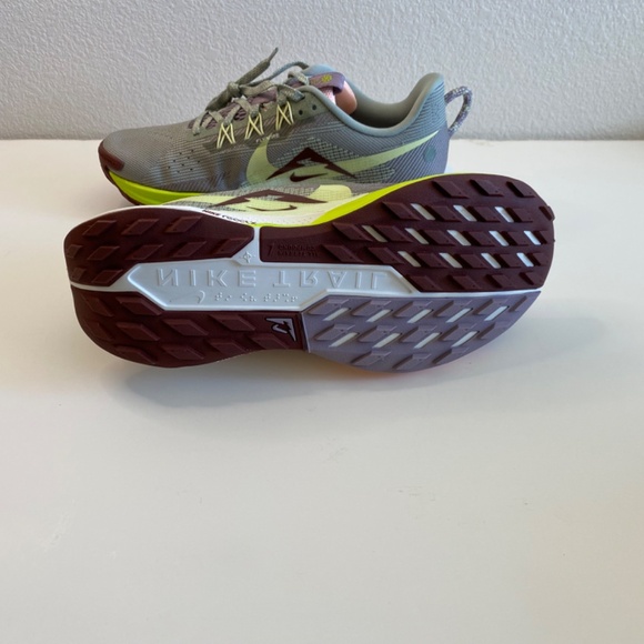 Nike Pegasus Trail 5 Women's Trail Running Shoes Size 8 - Picture 8 of 14